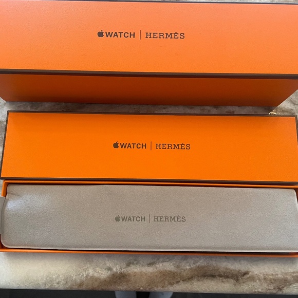 Apple Hermes watch mens 44m series 6 - Picture 2 of 8